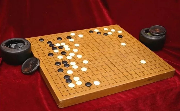 围棋布局典型错误分析